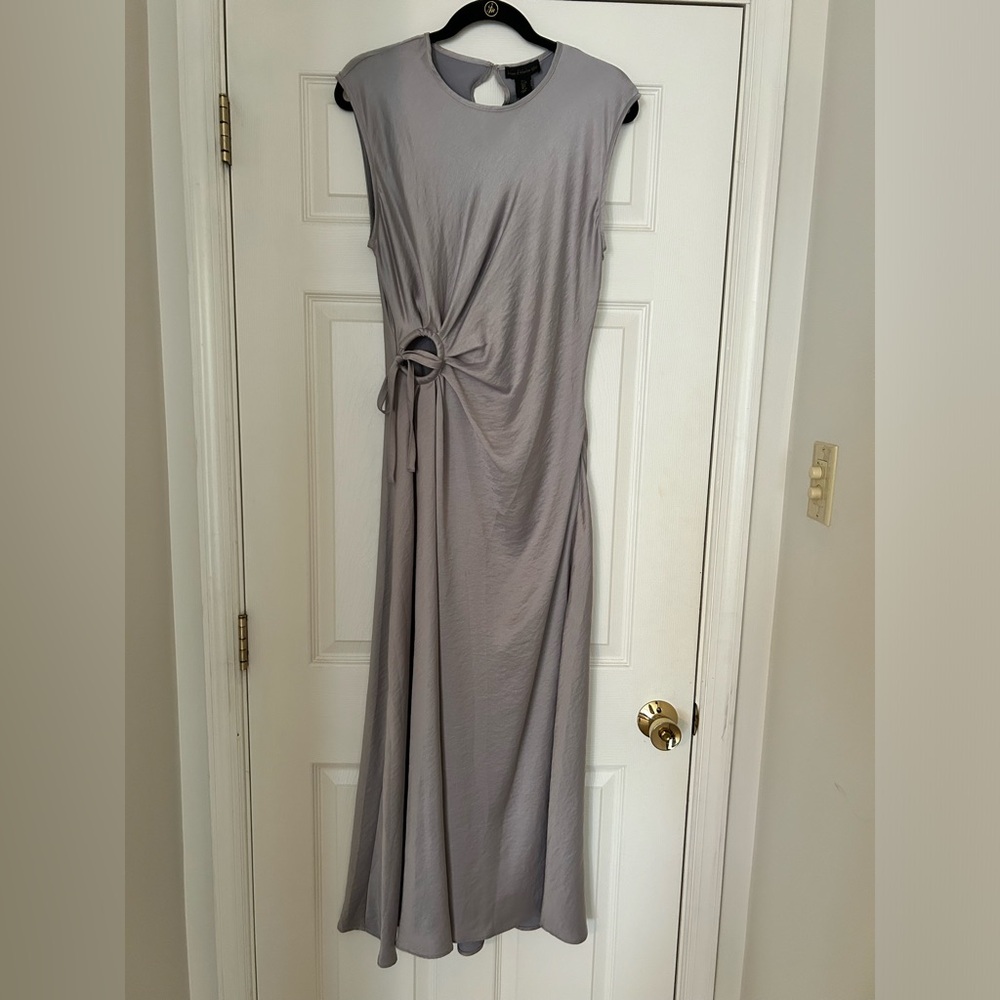 HOUSE OF HARLOW gray/silver sateen dress.